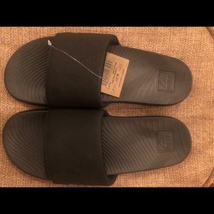 Reef Male Sandals Size11